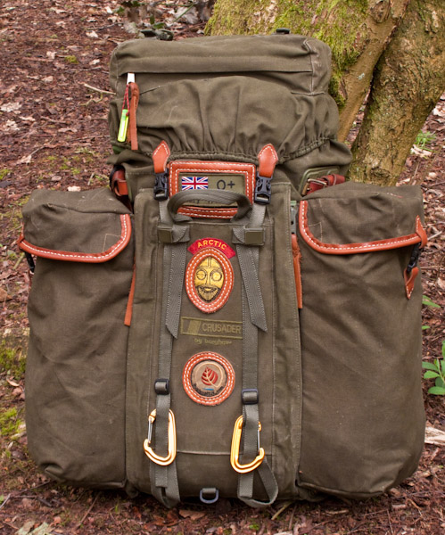 Canvas Crusader-2