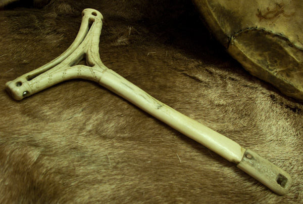  Saami drum beater