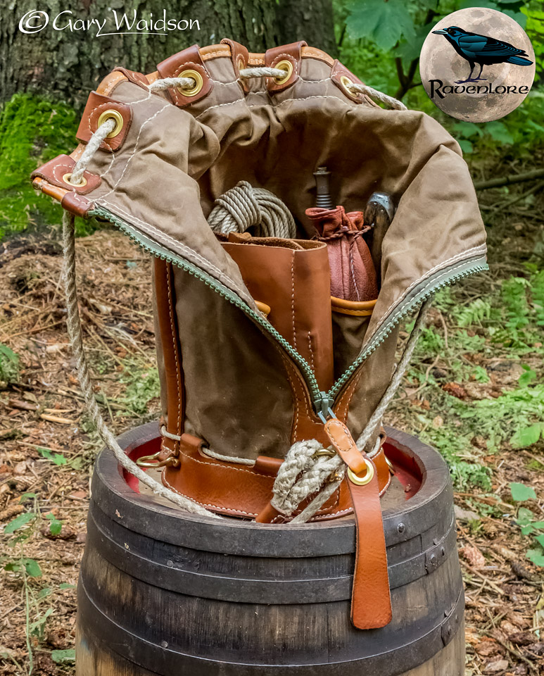 Wayland's Ditty-Bag -   Gary Waidson - Ravenlore Bushcraft and Wilderness skills. 